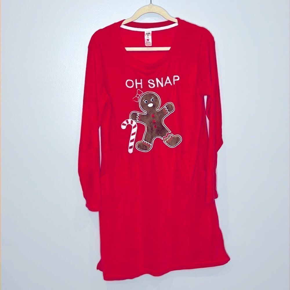 Sheep & Co. Red Gingerbread Christmas Nightshirt Size Medium